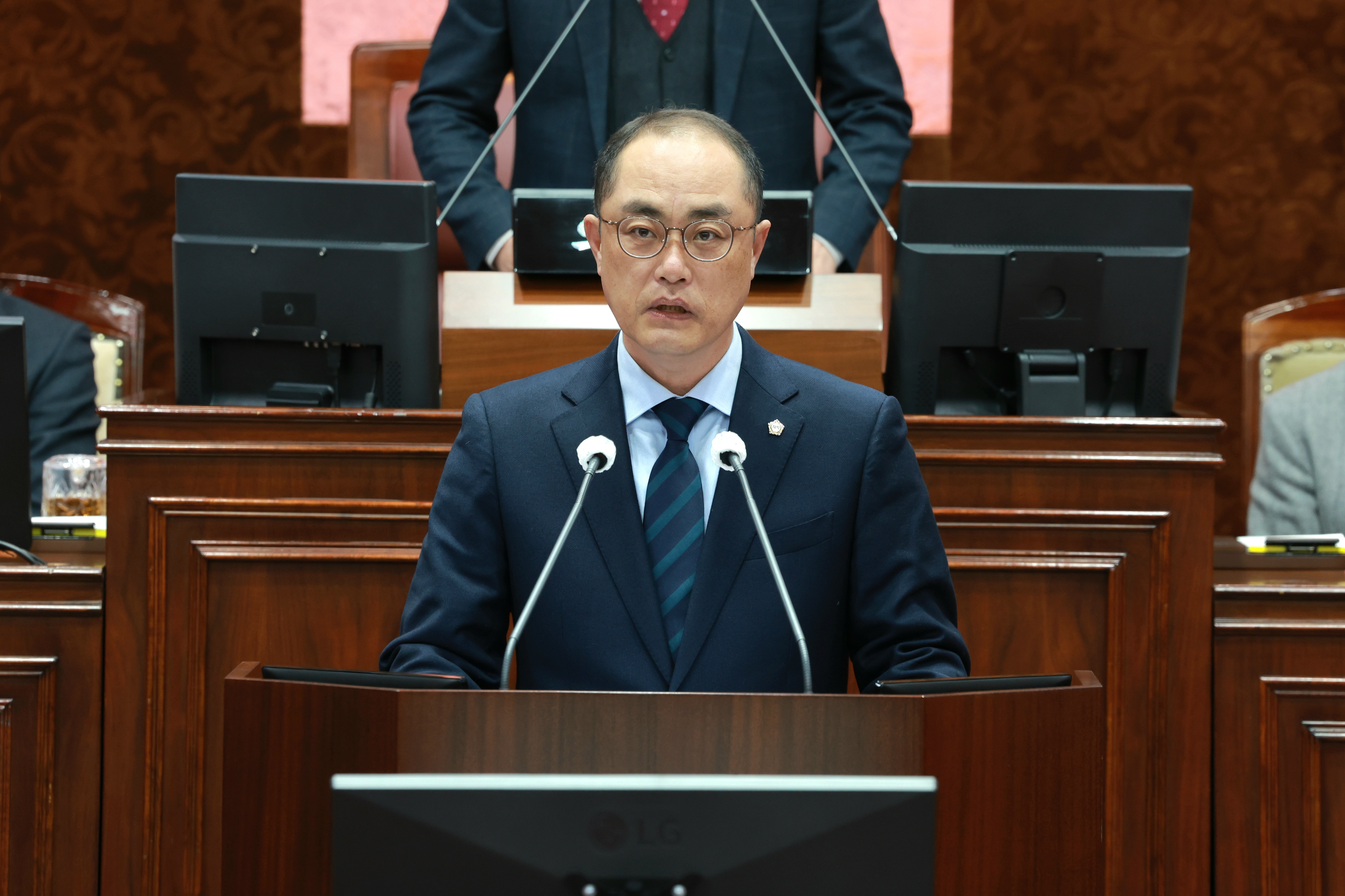 제천시의회, 제344회 임시회 마무리 이미지 2