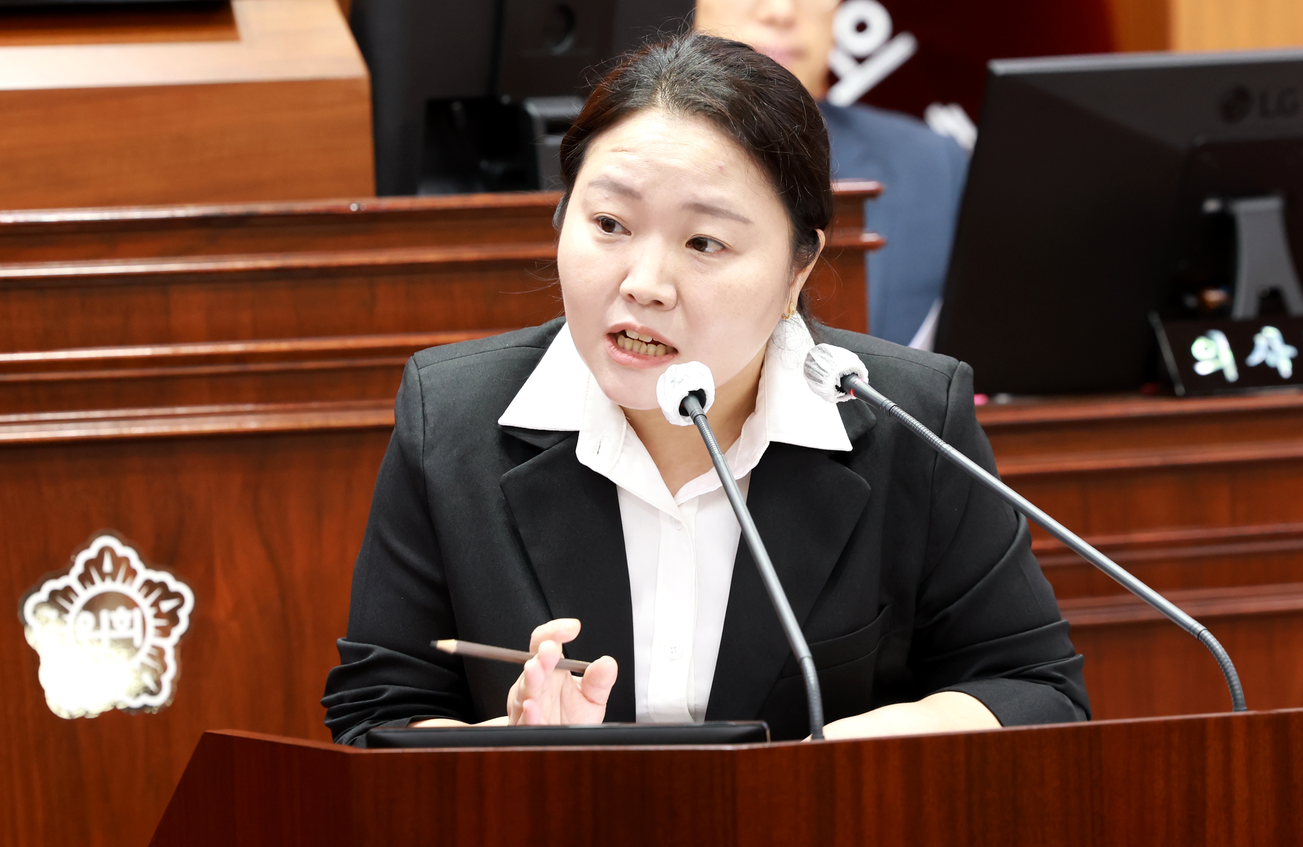 제천시의회, 제349회 임시회 마무리 이미지 2